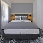 Coffee Fellows Hotel 3*