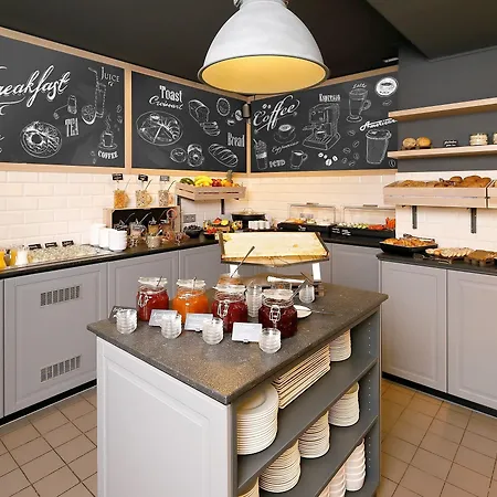 Coffee Fellows Hotel