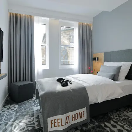 Coffee Fellows Hotel 3*