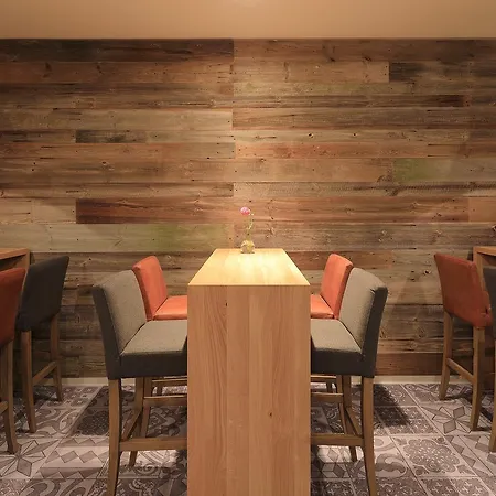 Coffee Fellows Hotel