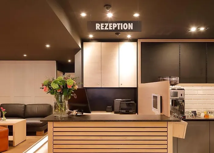 Coffee Fellows Hotel 3*