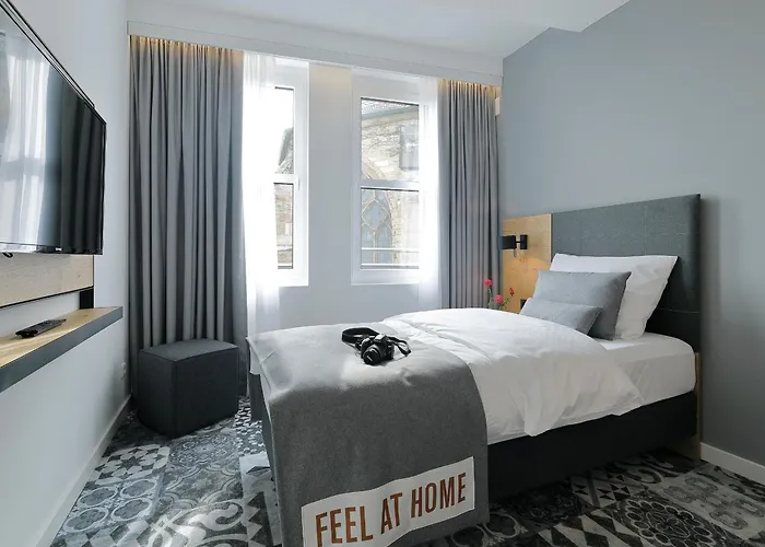 Coffee Fellows Hotel 3*