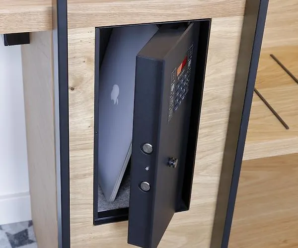 Coffee Fellows Hotel 3*