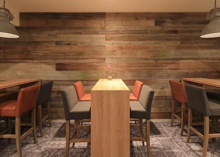 Coffee Fellows Hotel